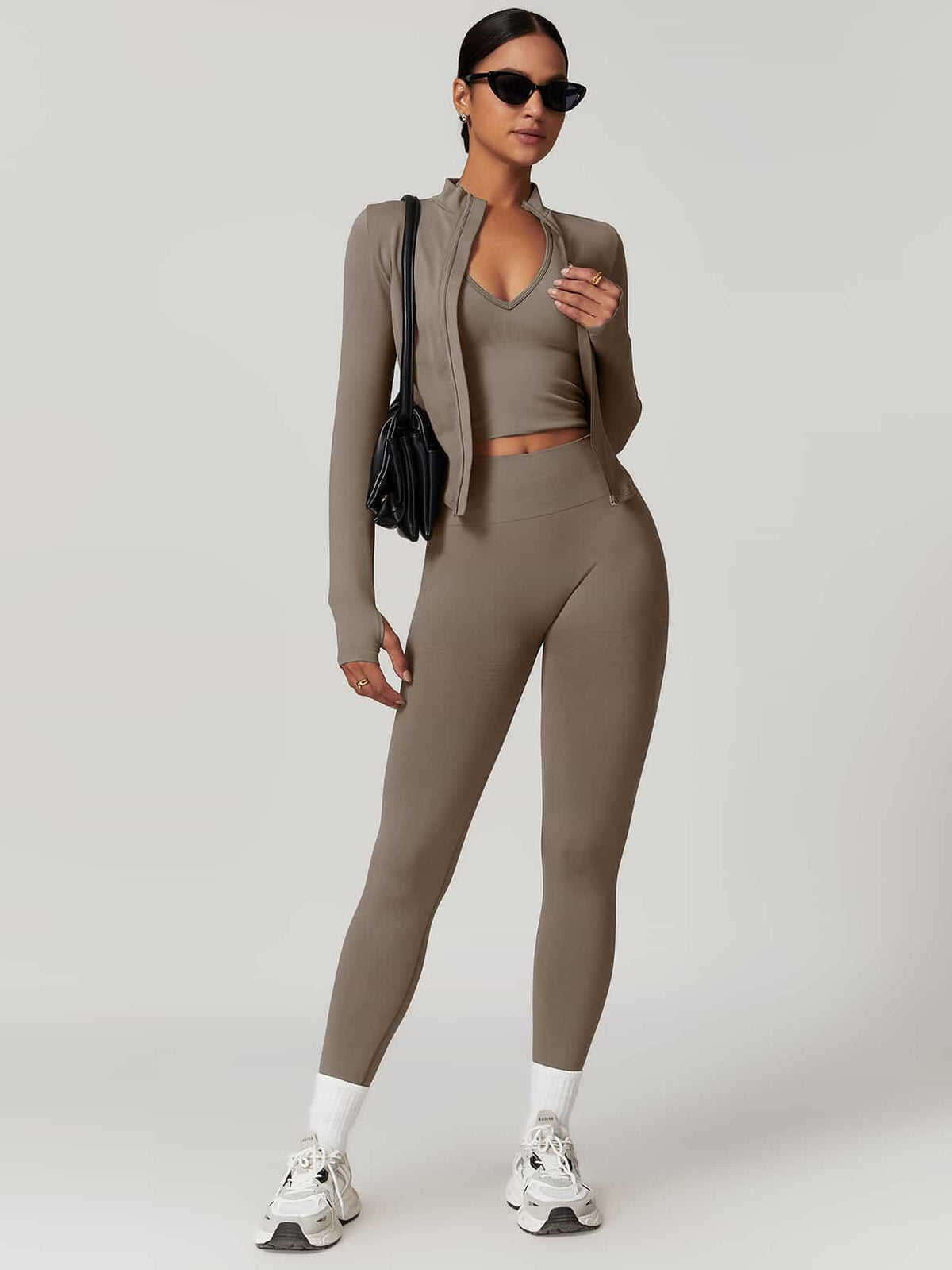 Maskert AirSoft Seamless Tight Fitting Long Sleeve Set Soft Brown Front Pose 3