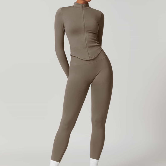 Maskert AirSoft Seamless Tight Fitting Long Sleeve Set Soft Brown Front Pose 4