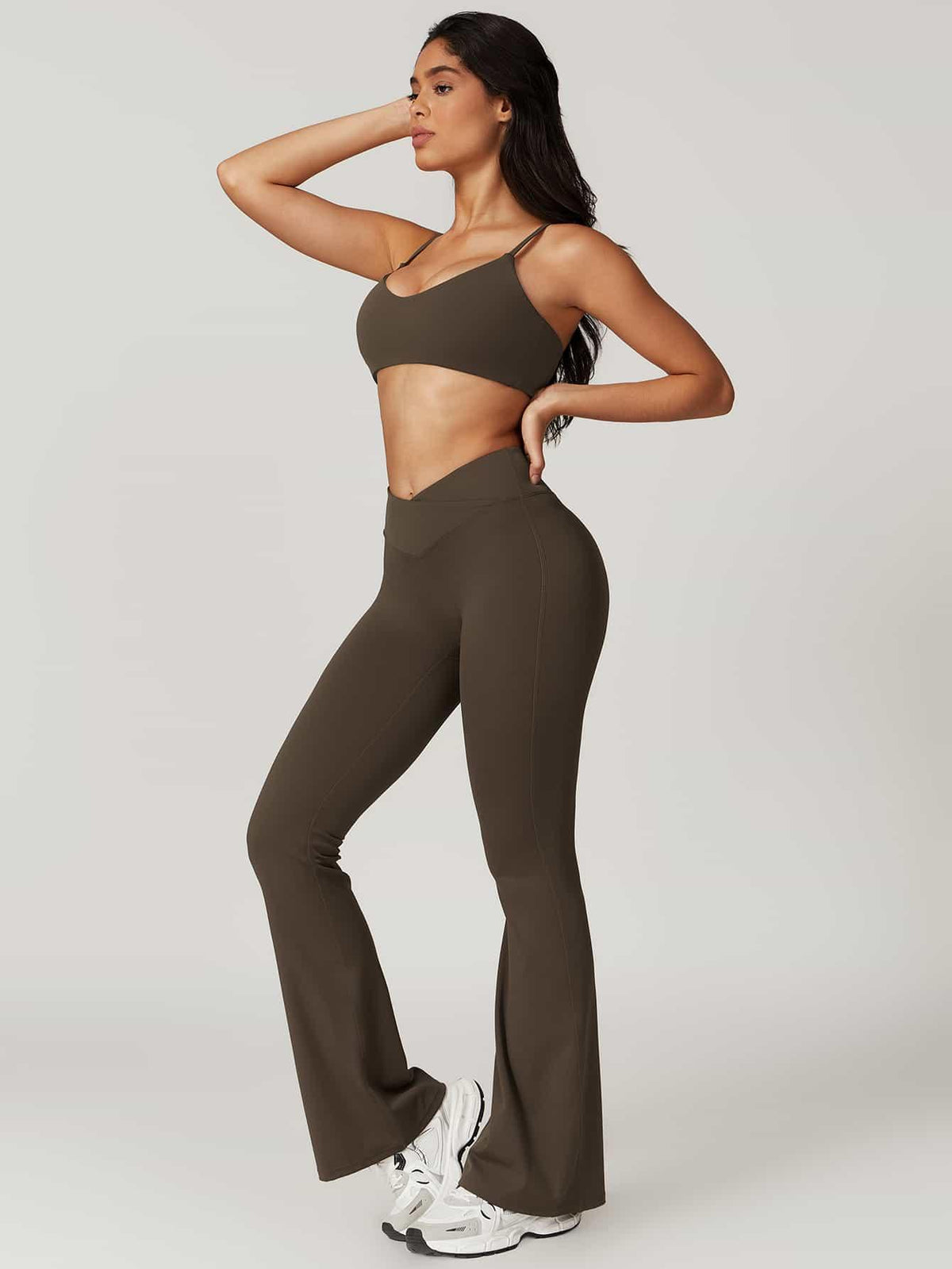 Maskert Move & Flow Medium Support Cropped Yoga Set Coffee Brown Side