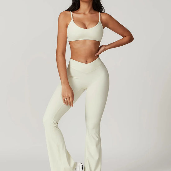 Maskert Move & Flow Medium Support Cropped Yoga Set Creamy White Front