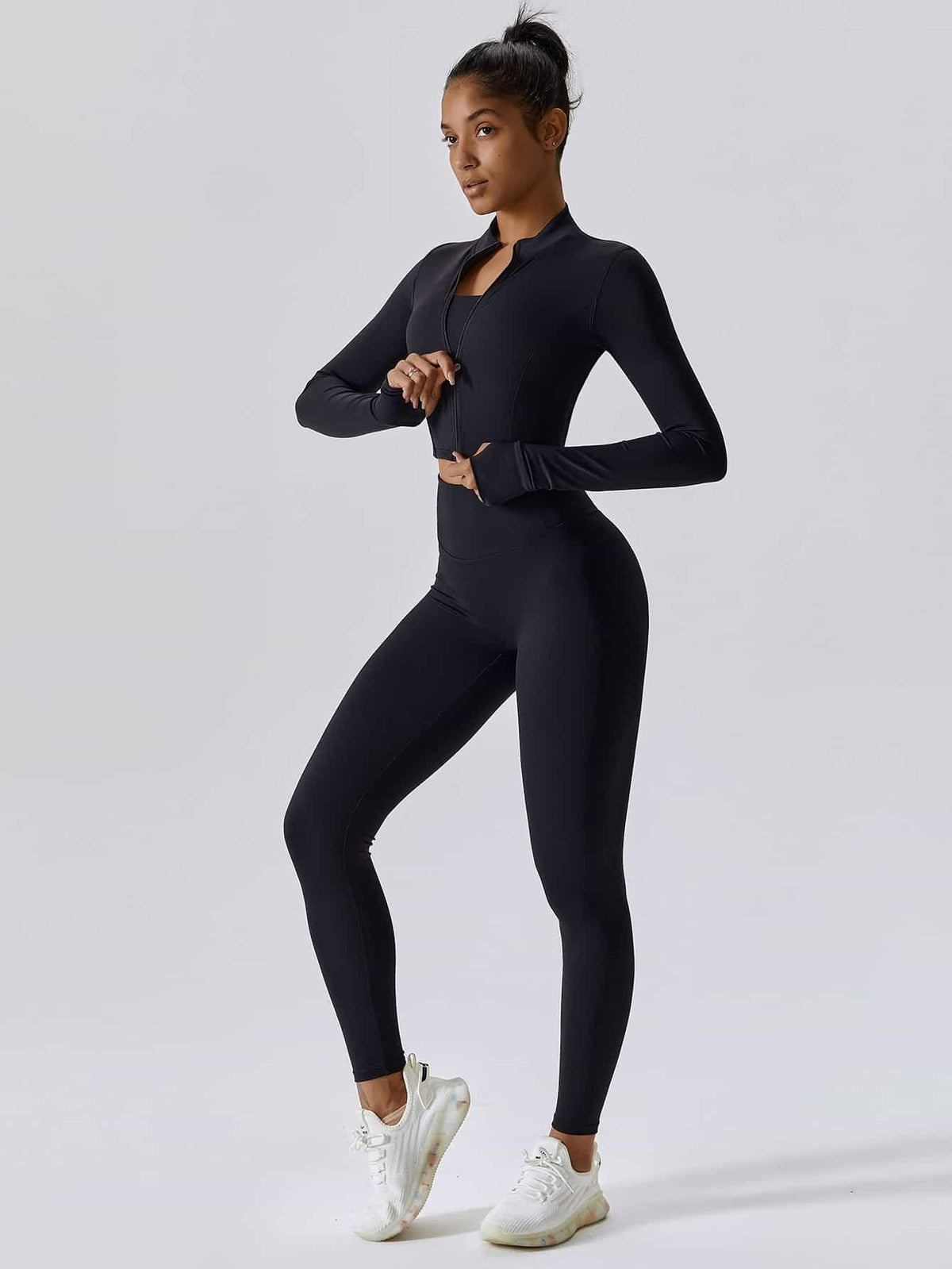 Maskert Women's Long Sleeve Workout Activewear Set Balck Front Side