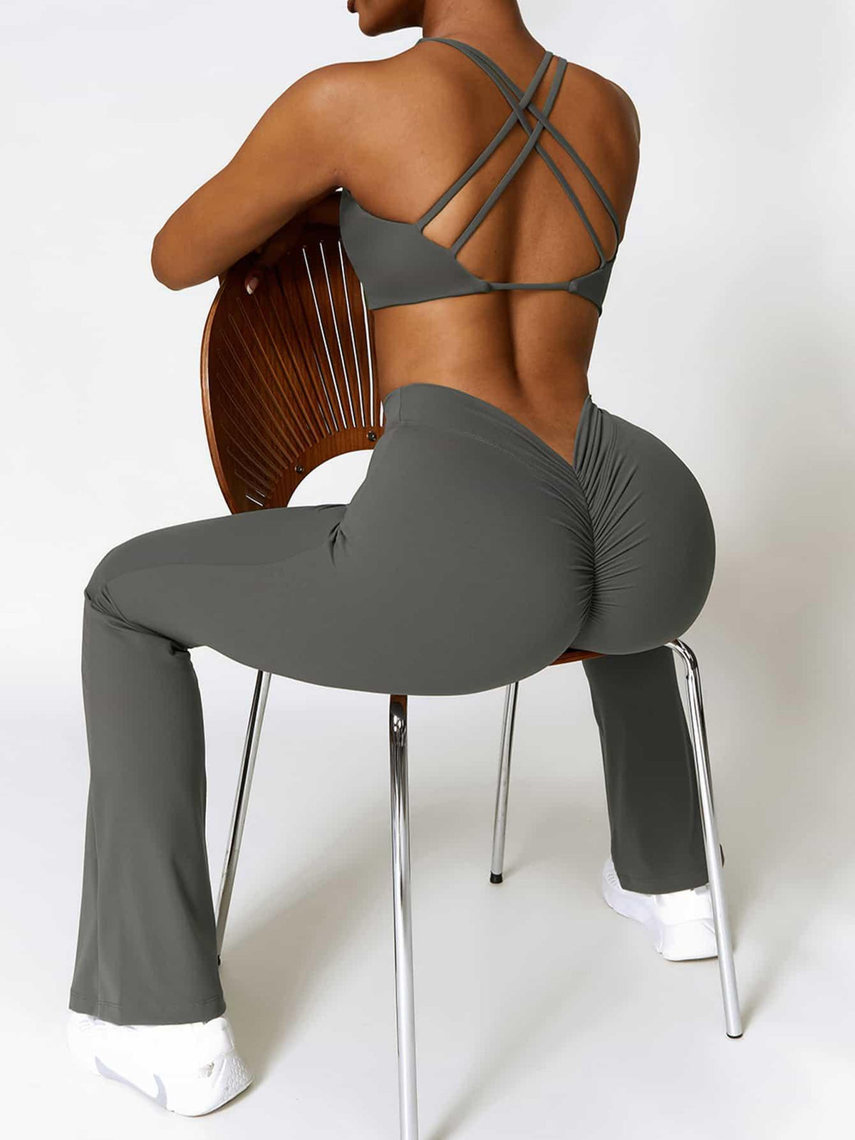 BodySculpt Butt Lifting Flare Leggings 31" - MASKERT - Serenity Gray / S