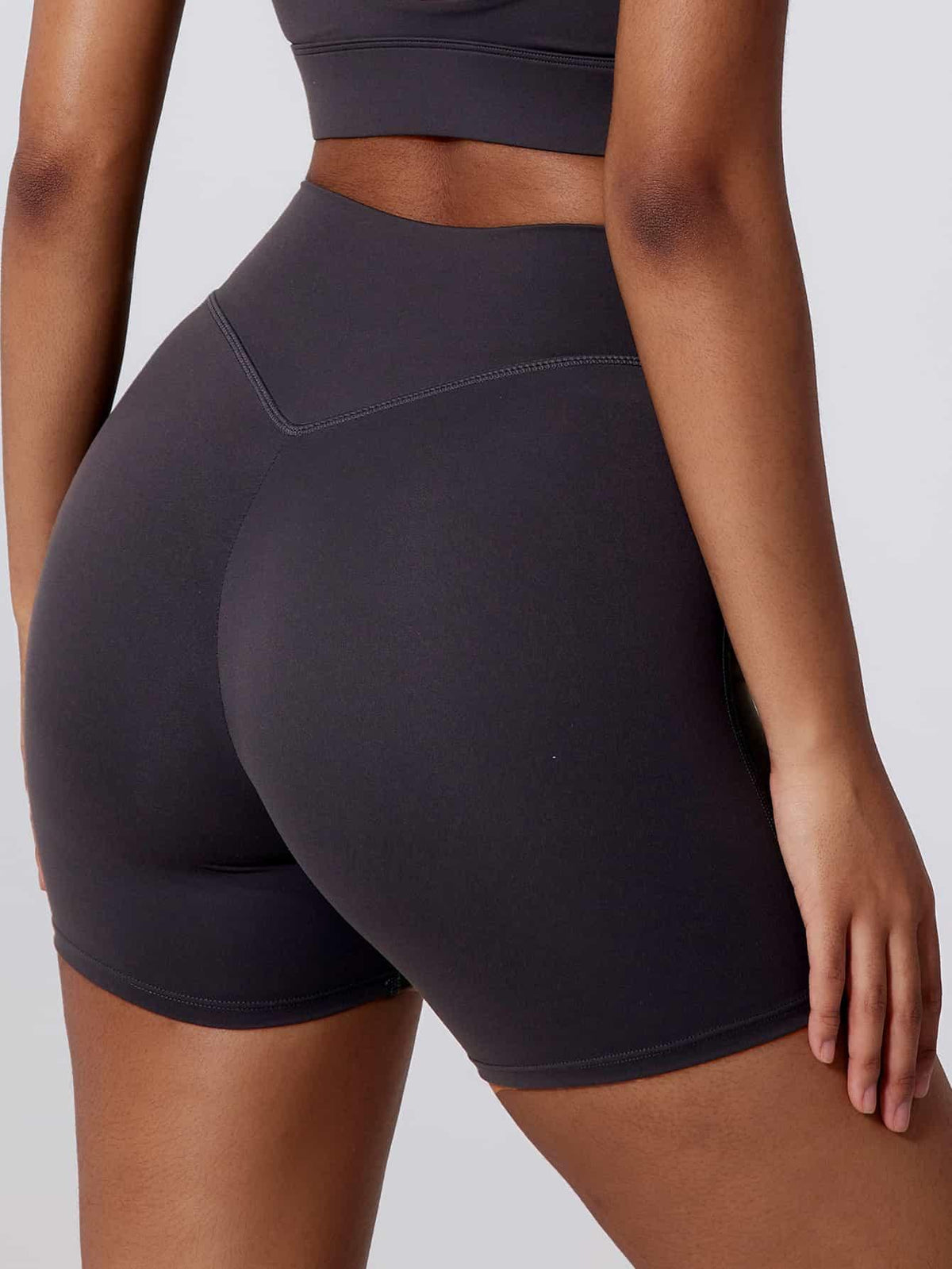 SkinGrip Mid Waist Sports Shorts - MASKERT - Pastel Yellow / S