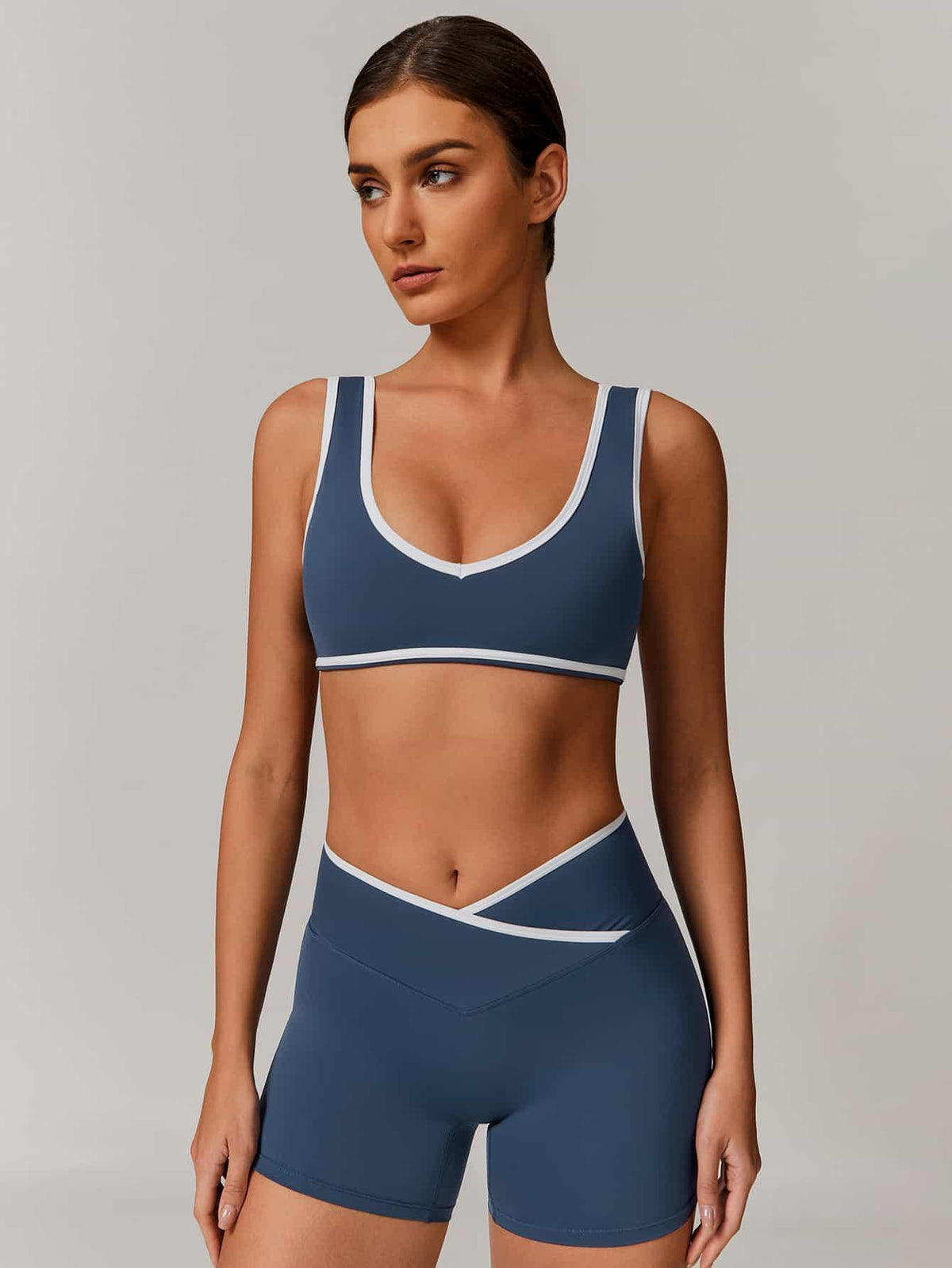 V-Neck Colorblock Sports Suit - MASKERT - 
