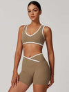 V-Neck Colorblock Sports Suit - MASKERT - 