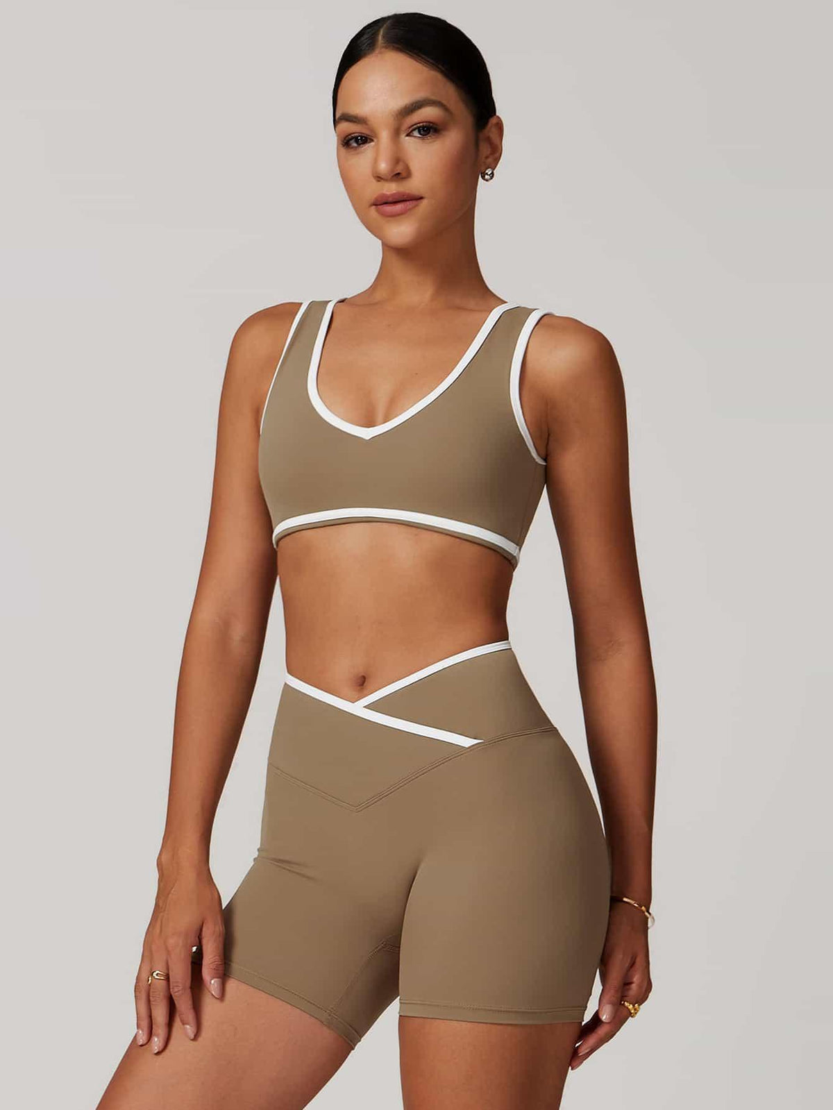 V-Neck Colorblock Sports Suit - MASKERT - 